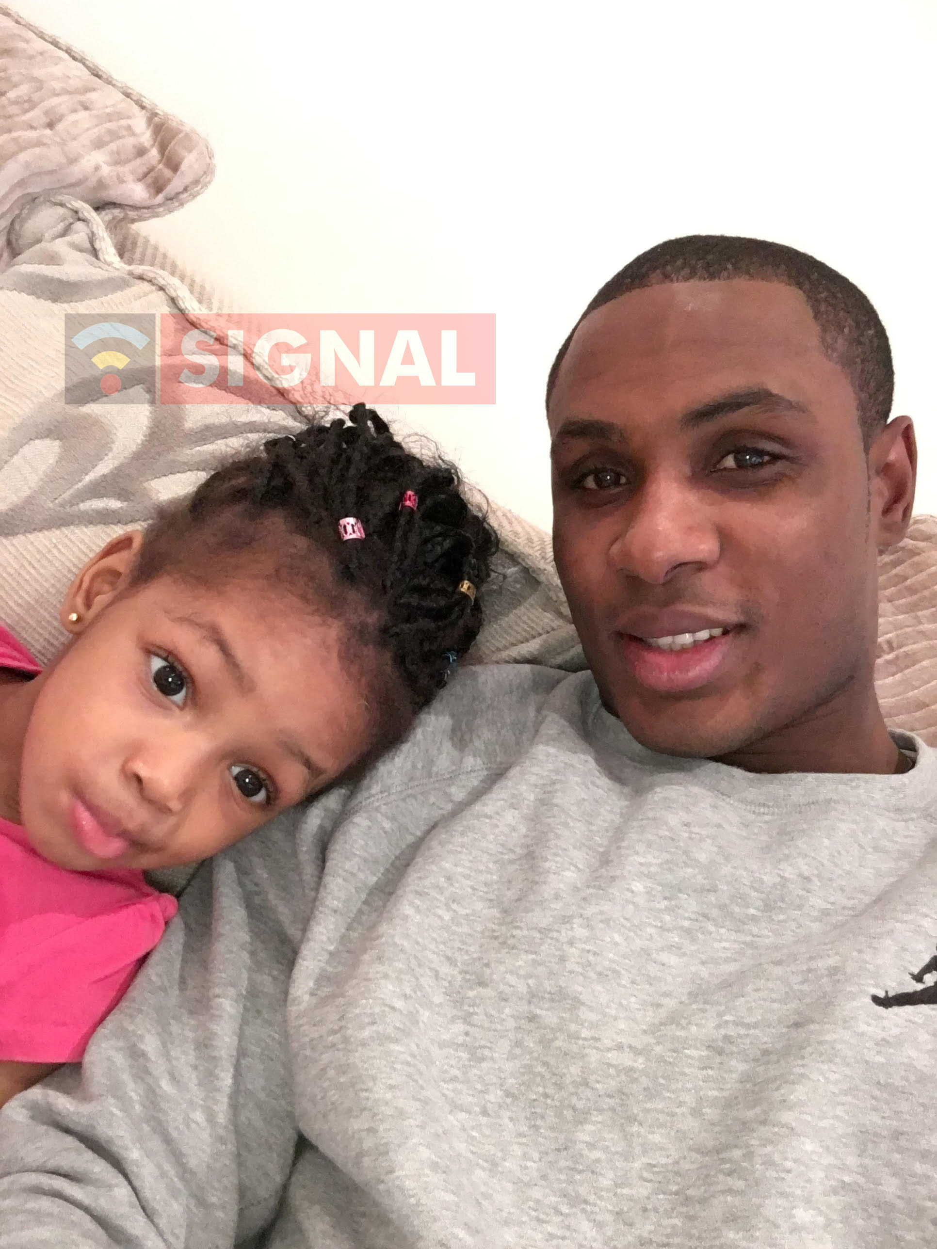 Odion Ighalo with his daughter | Photo: SIGNAL 